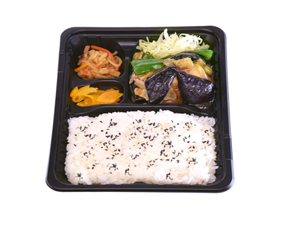 なすの味噌炒め弁当　560円(税込み604.8円)